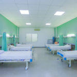 Chambre à 6 lits au dispensaire du CMC, Lubumbashi, RD Congo.