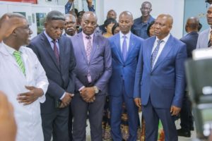Autorités du Haut-Katanga : Guylain Lubaba Buluma, Maire de Lubumbashi, Dr. Joseph Nsambi Bulanda, ministre provincial de la Santé et Jean-Claude Kamfwa, Vice-Gouverneur.