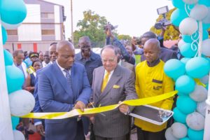 Jean-Claude Kamfwa et George A. Forrest